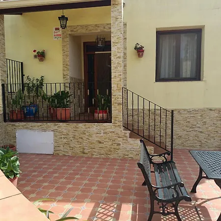 Homestay Con Piscina *